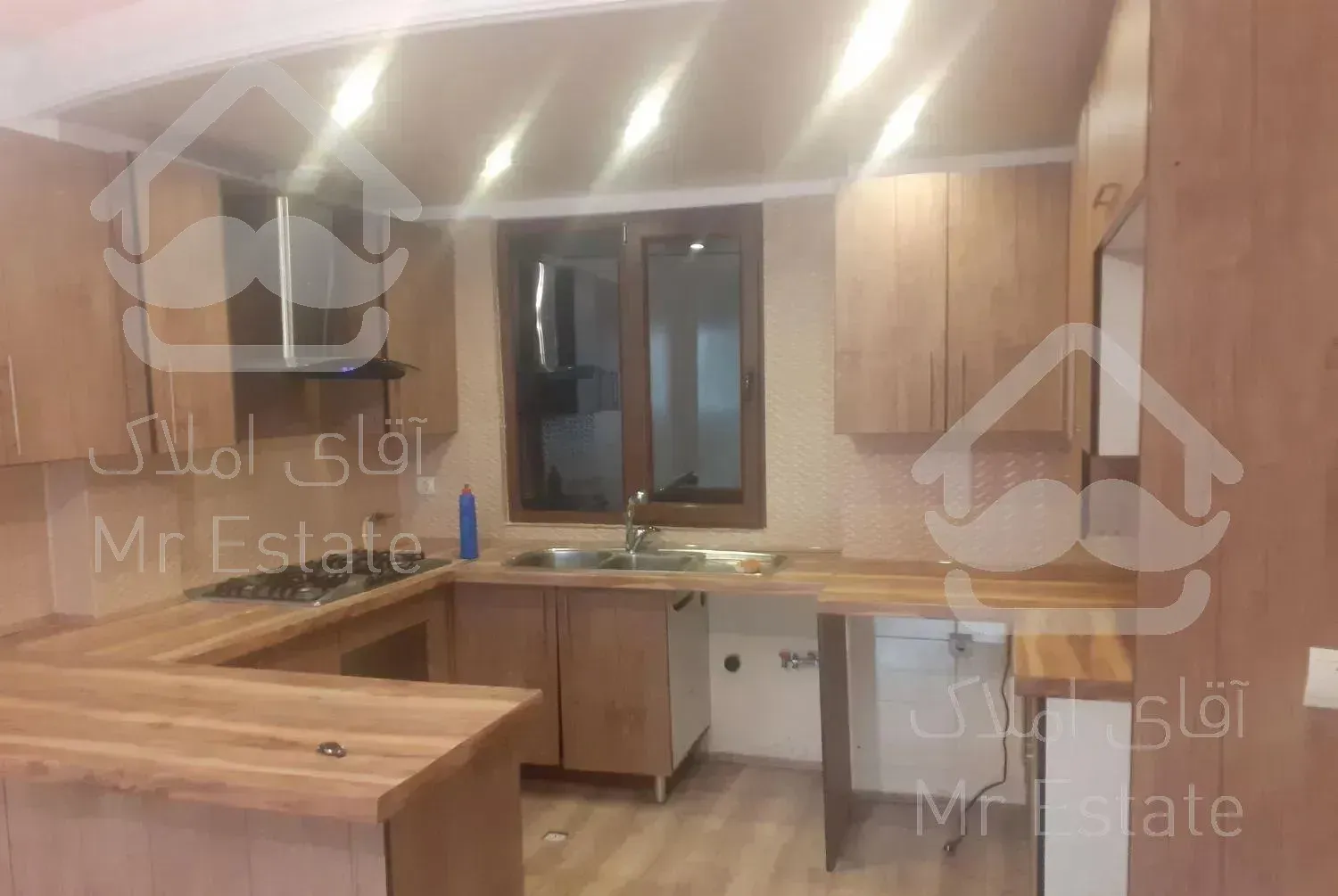 ۸۰متر ۲ خواب ۸ ساله فول ریحانی جنوبی