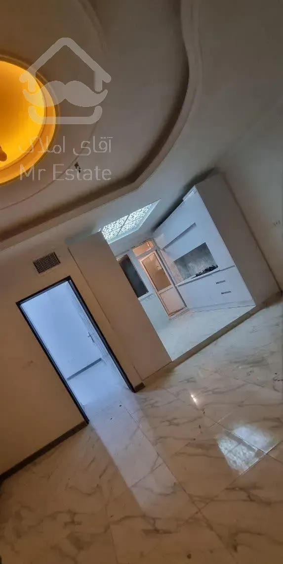 ملک واقع در نگارستان بیستم بدون نیاز به پارکینگ