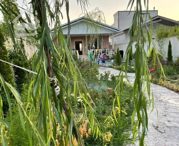 ۶۵۰ متر ویلا باغ شیک ابسرد