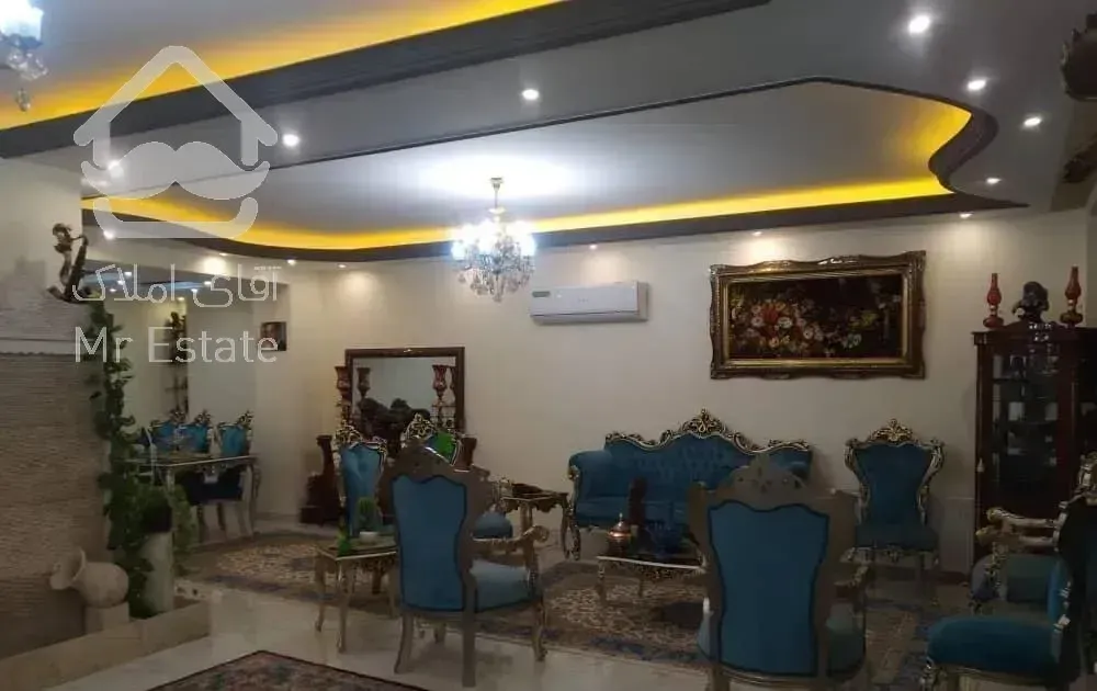 ۱۴۶متر۲خواب۶۰متر حیاط اختصاصی بالای ولیعصر