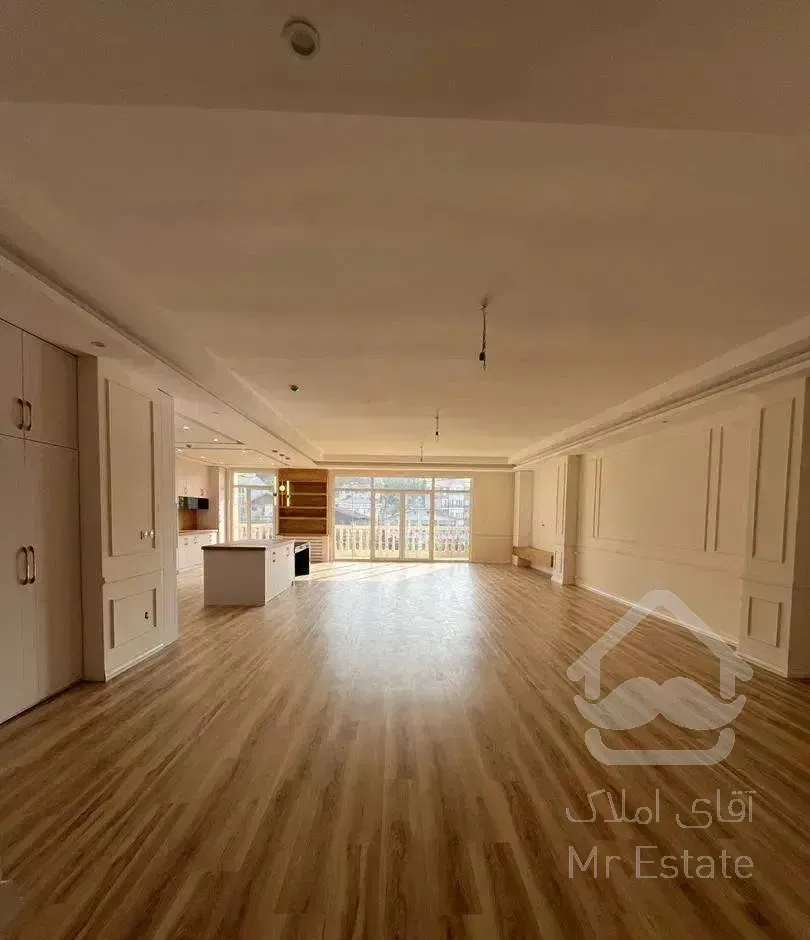 فروش آپارتمان تک واحد لوکس با دو پارکینگ جدا کارگر