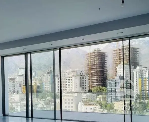 ۱۸۵ متر  +  سالن بیلیارد / سالن ورزش / روف