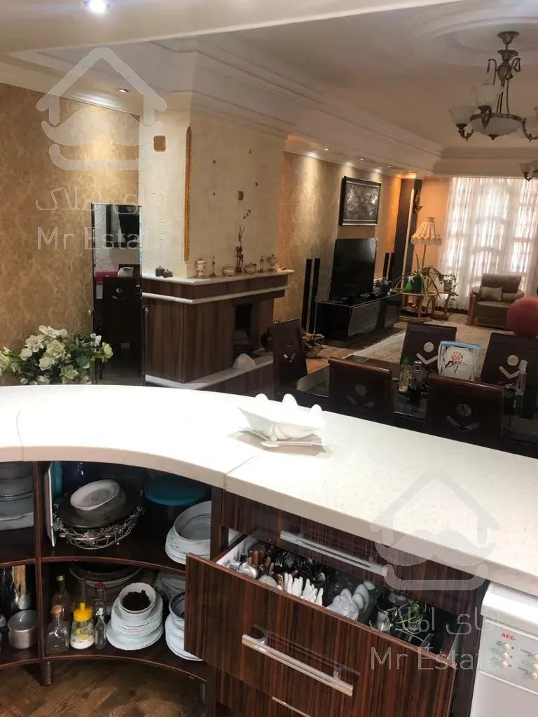 اپارتمان ۱۴۰متر ۳خواب اباذر