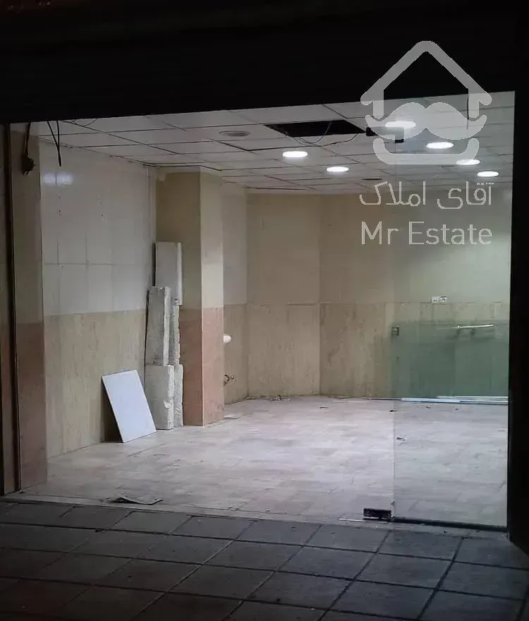 انبار  ۳۰ متری . فقط بعنوان انبار