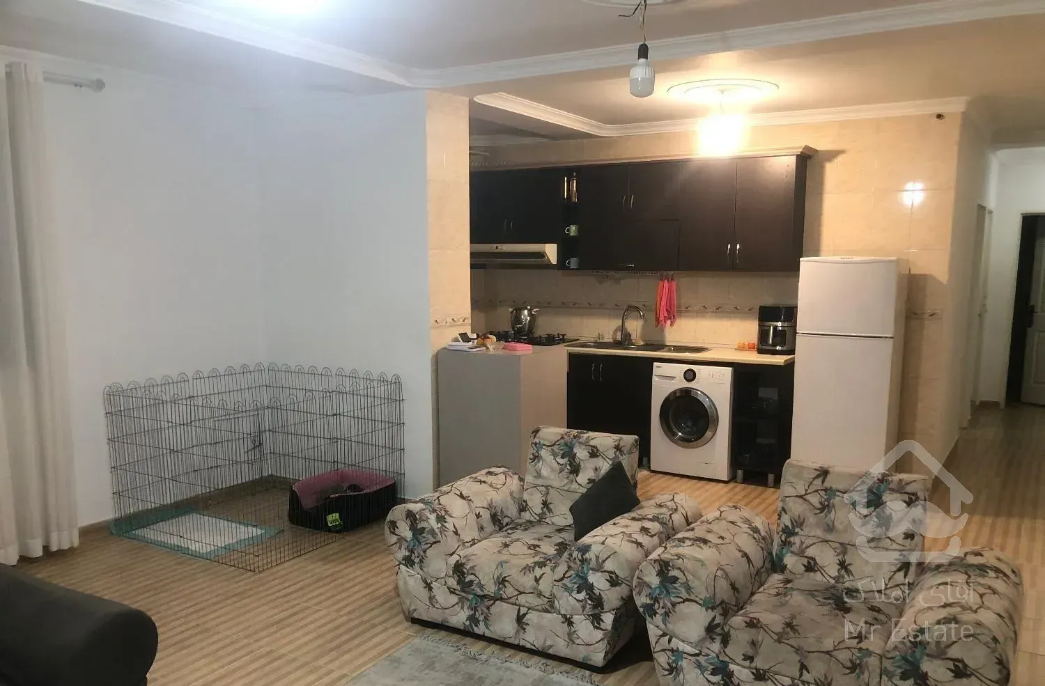 فروش آپارتمان ۸۷ متری جنب شهرداری انزلی