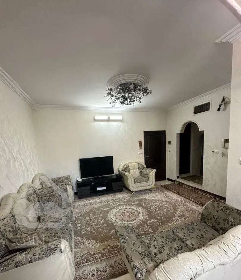 واحد نقلی ۴۳ متری خوش نقشه پر نور / سرمایه گذاری