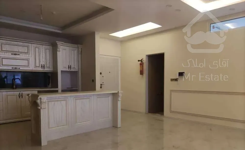 آپارتمان100متری/جنوبی/افتاب گیر/اکبری