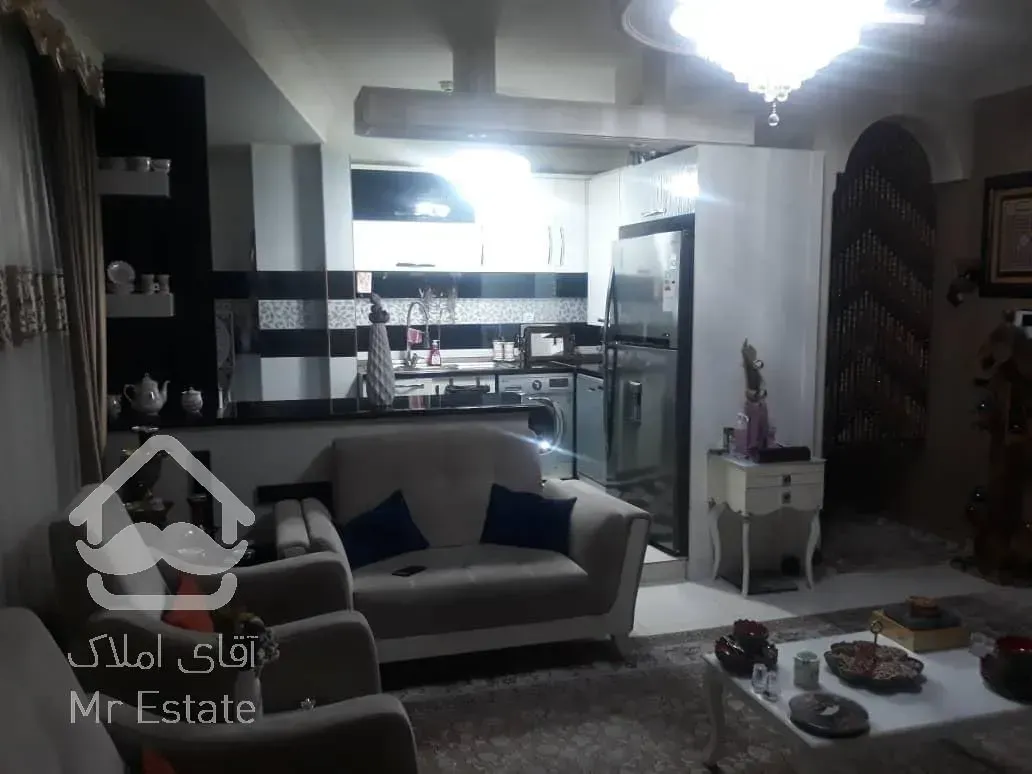 فروش آپارتمان ۵۳ متری ۱۴ سال ساخت در بریانک