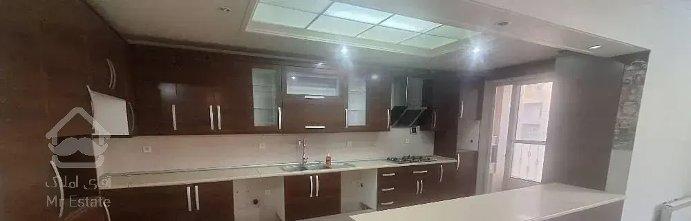 ۱۵۰ متر تک واحدی ، سالن پرده خور