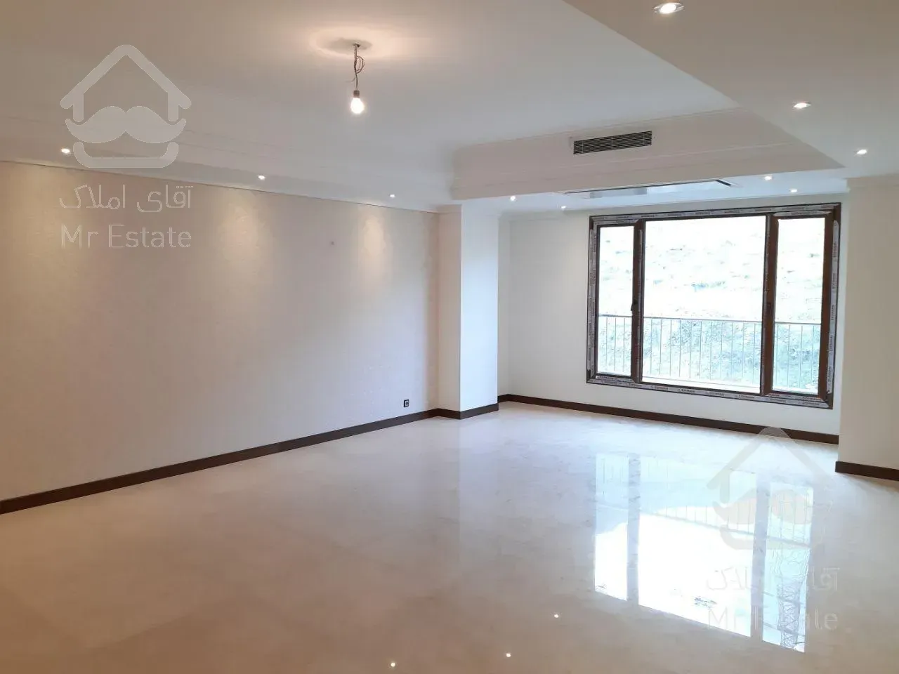 خرید آپارتمان 265 متری فرمانیه