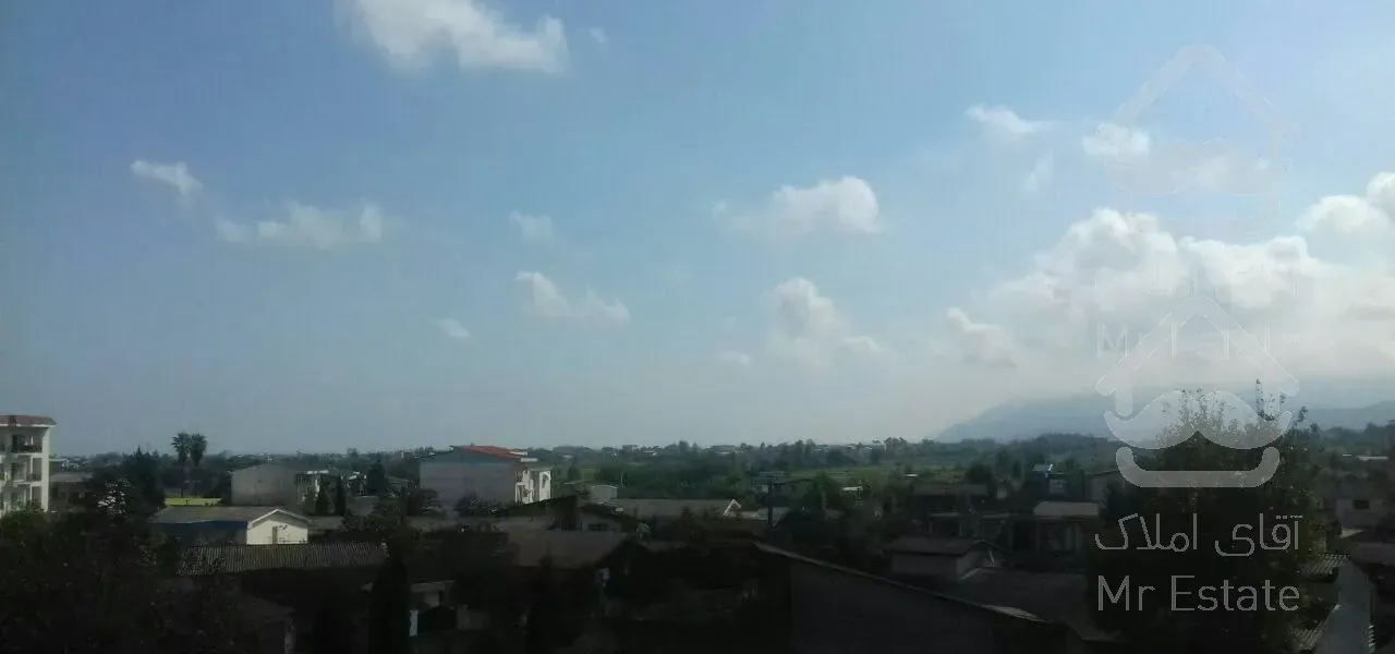 آپارتمان ۱۳۰متر ط۱ تک واحدی واقع چالوس خ ۱۷شهریور