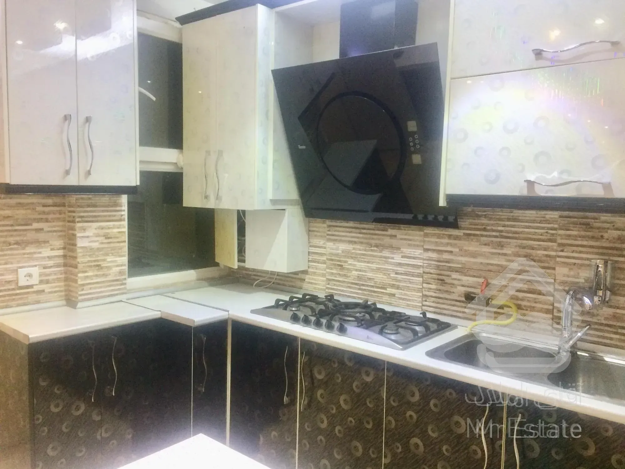 خرید آپارتمان مسکونی ۷۹ متری ۲خواب واقع در شمال کاشانی کوی مهران