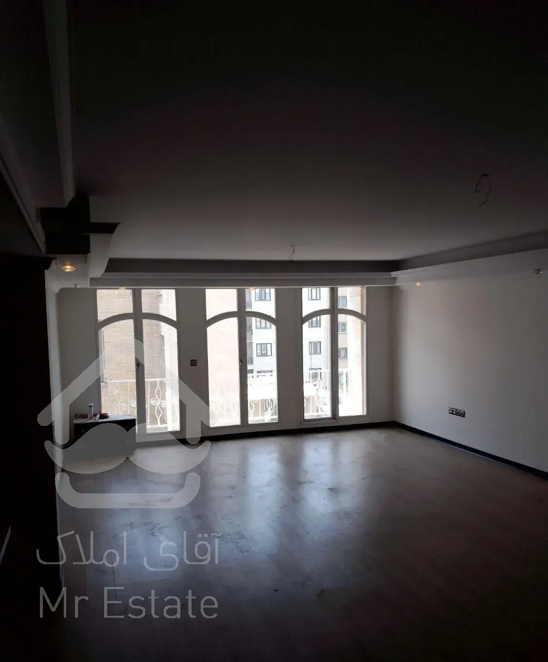 120متر//سه خواب//تاپ لوکیشن