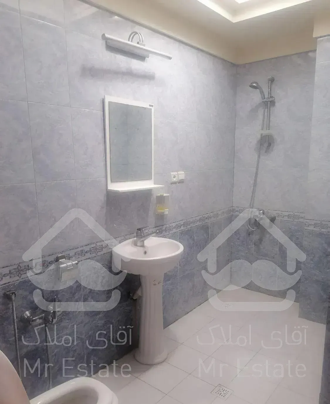 آپارتمان 157 متر سه خوابه خیابان عراقی