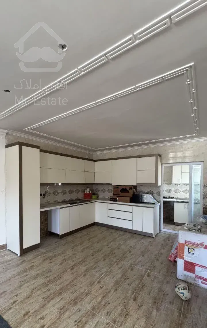 ویلا سنددار دارای مستر و آلاچیق در بابلکنار