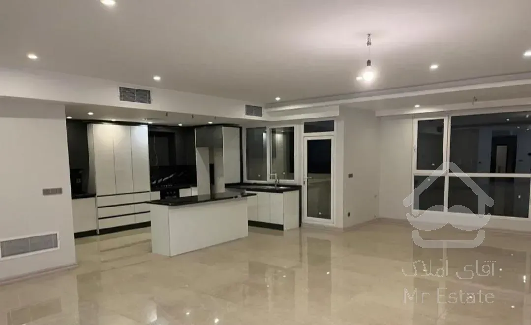 ۱۴۵ متر سهروردی شمالی نوساز ۲ پارکینگ باکس