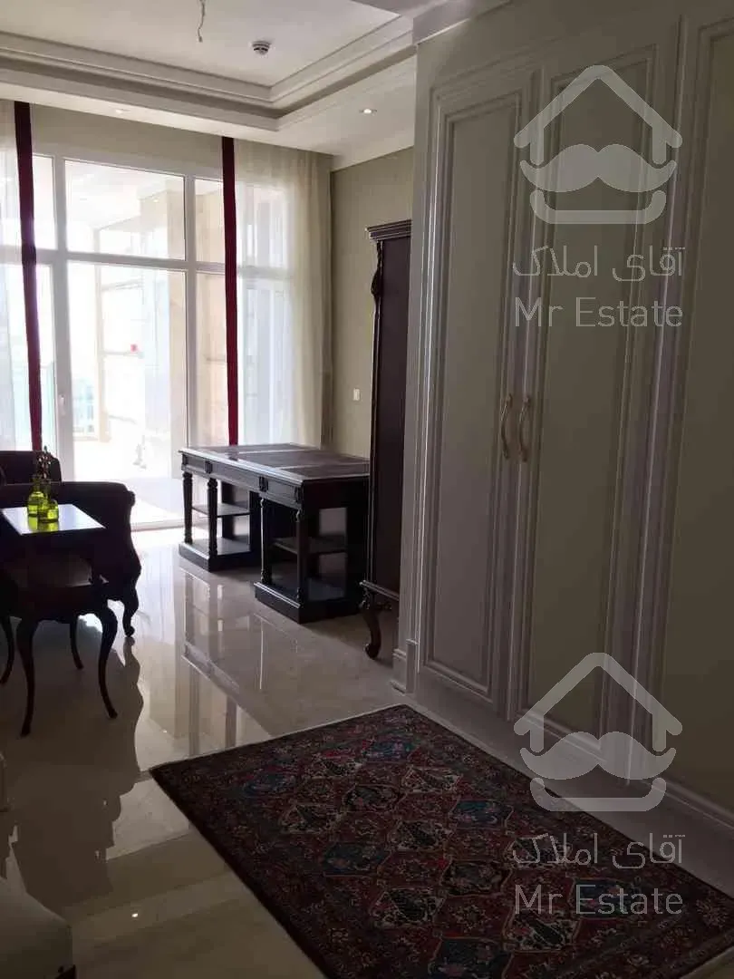 خرید آپارتمان ۲۲۰ متری نیاوران