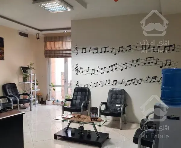 ۷۱ متر سند اداری بر بلوار فردوس