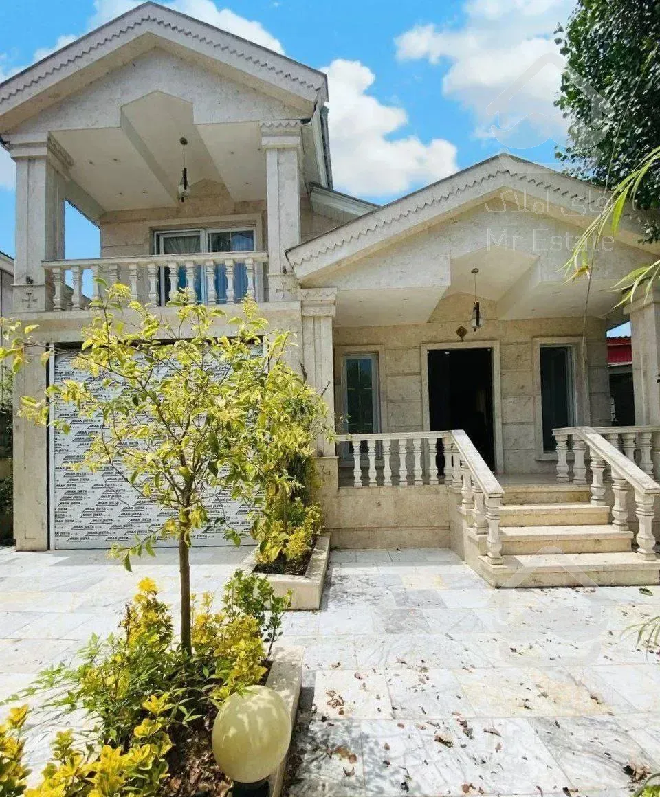 ویلا 260 متری/ شهرک برند/ ویو جنگلی/ سنددار