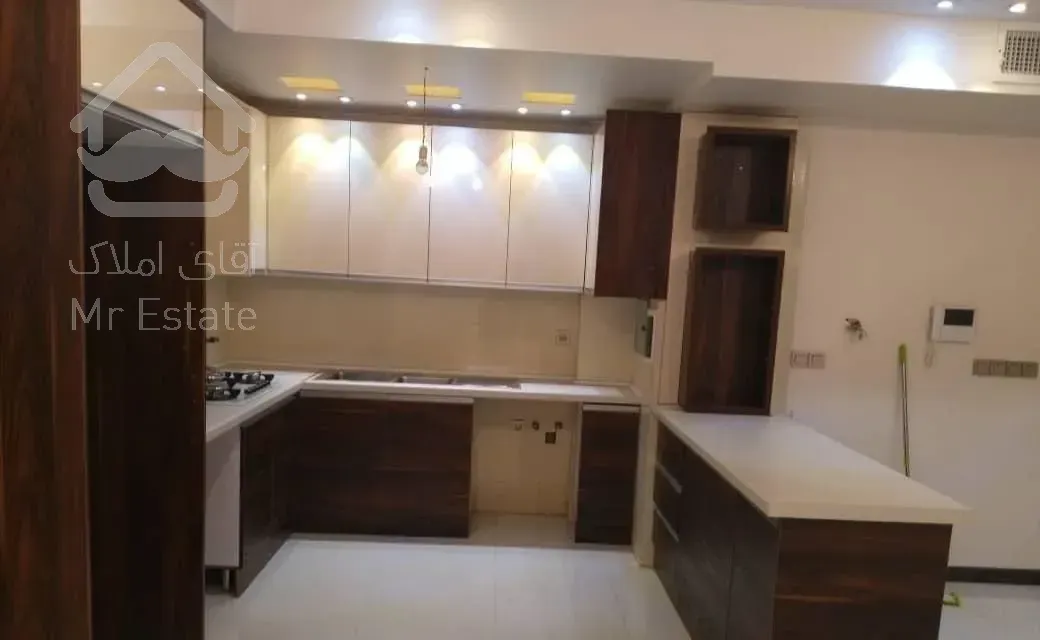 ۱۱۰متر دو خواب /دو پارکینگ/فاطمی