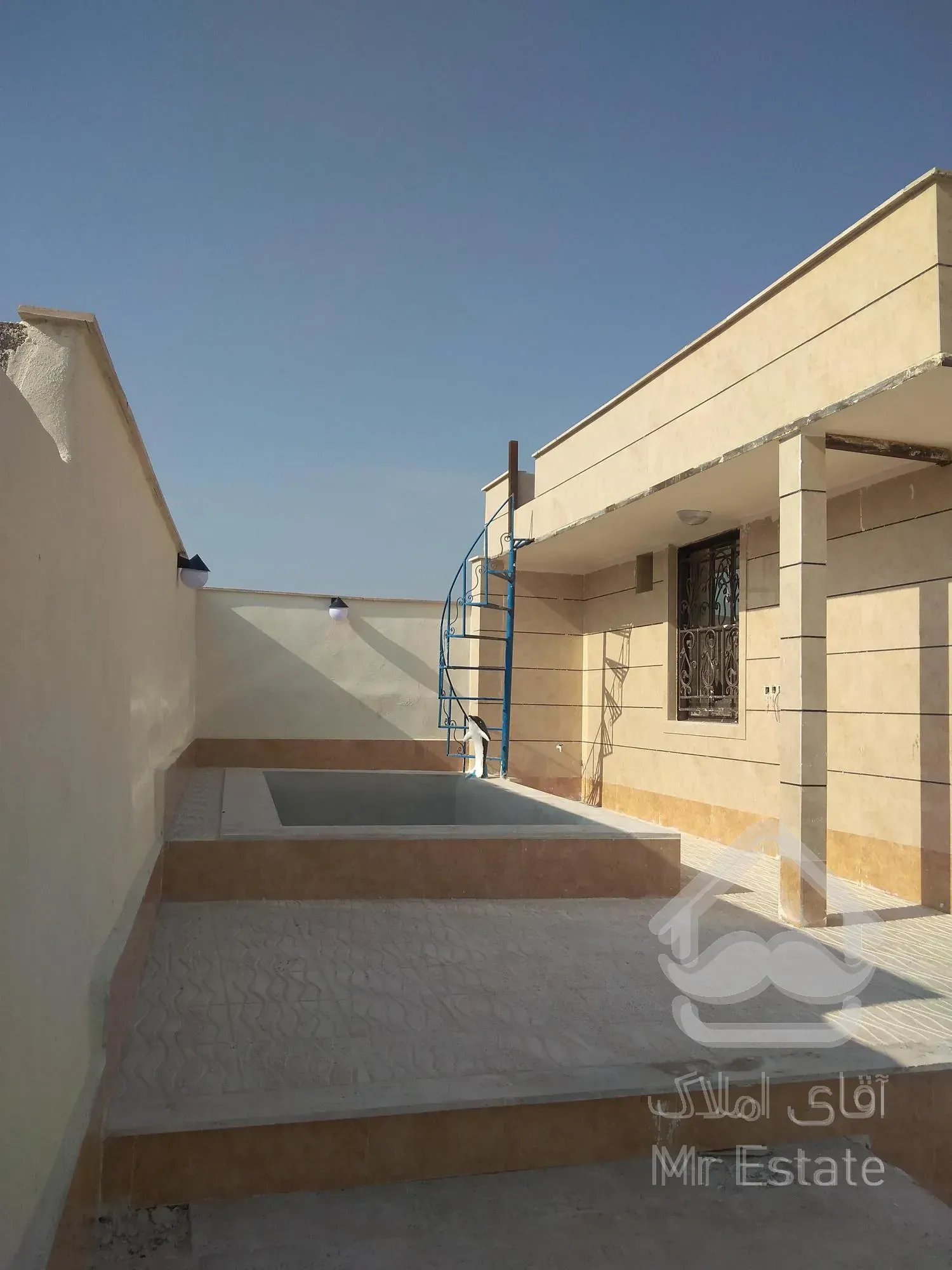 ویلا لاکچری ۲۰۰ متر کرج