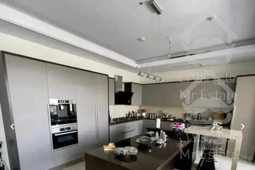 دیباجی شمالی ۲۰۰متر/۲پارکینگ تراس/ قابل چیدمان