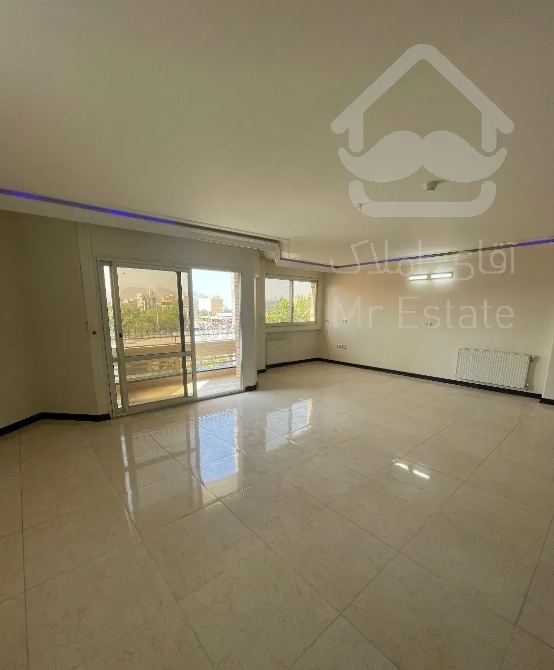 اپارتمان ۱۳۵ متری فوق العاده