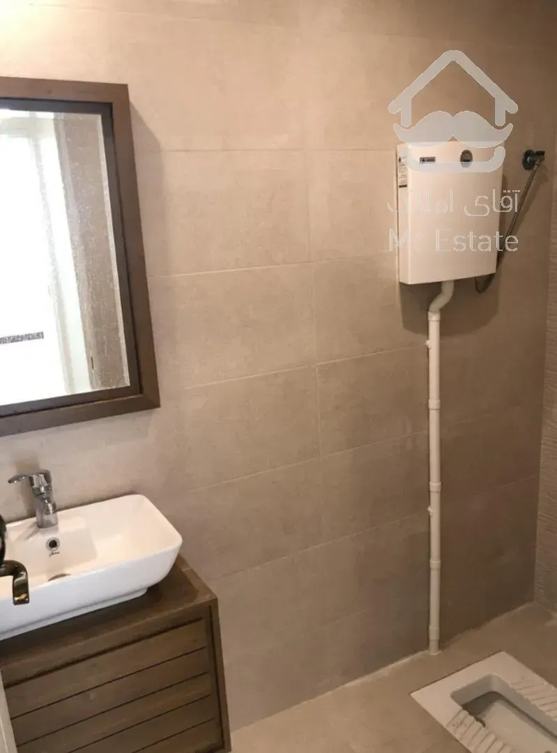 اجاره و رهن آپارتمان زعفرانیه 120  متر شیک