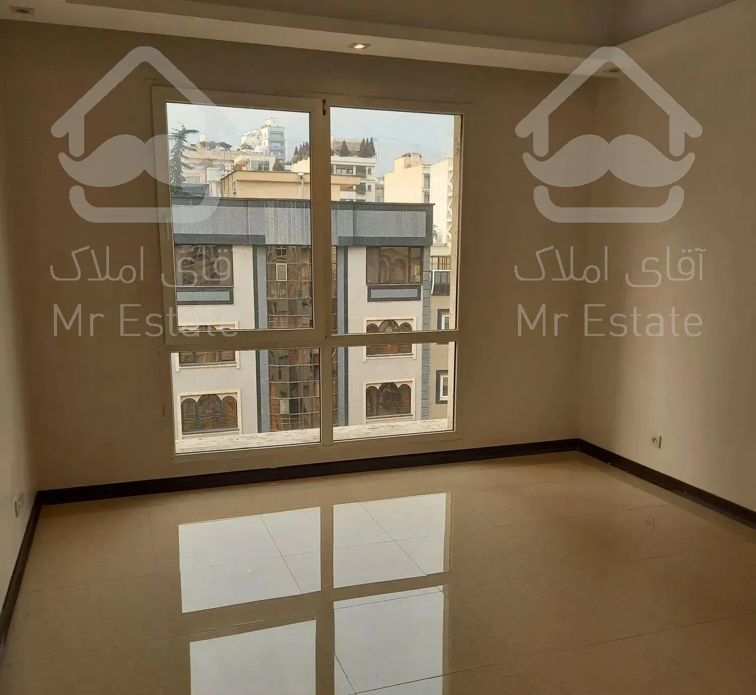 ۱۵۰ متر ۳ خواب موقعیت فرشته