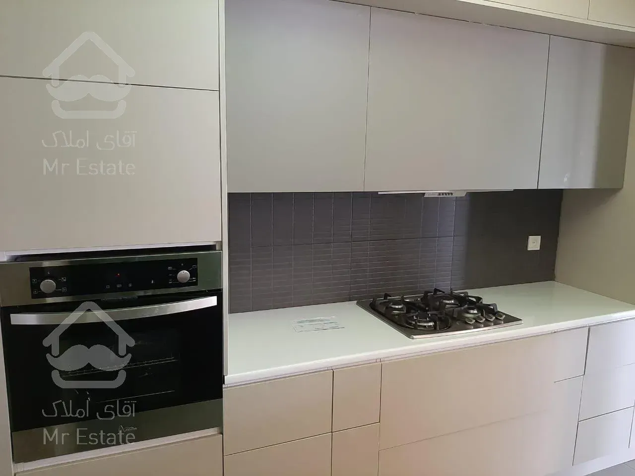 آپارتمان ۱۶۰ متر ۳ خواب شهرک غرب