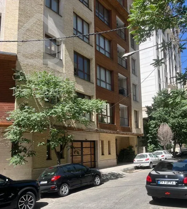 فروش ۹۰ متر شمال کاخ صبوری