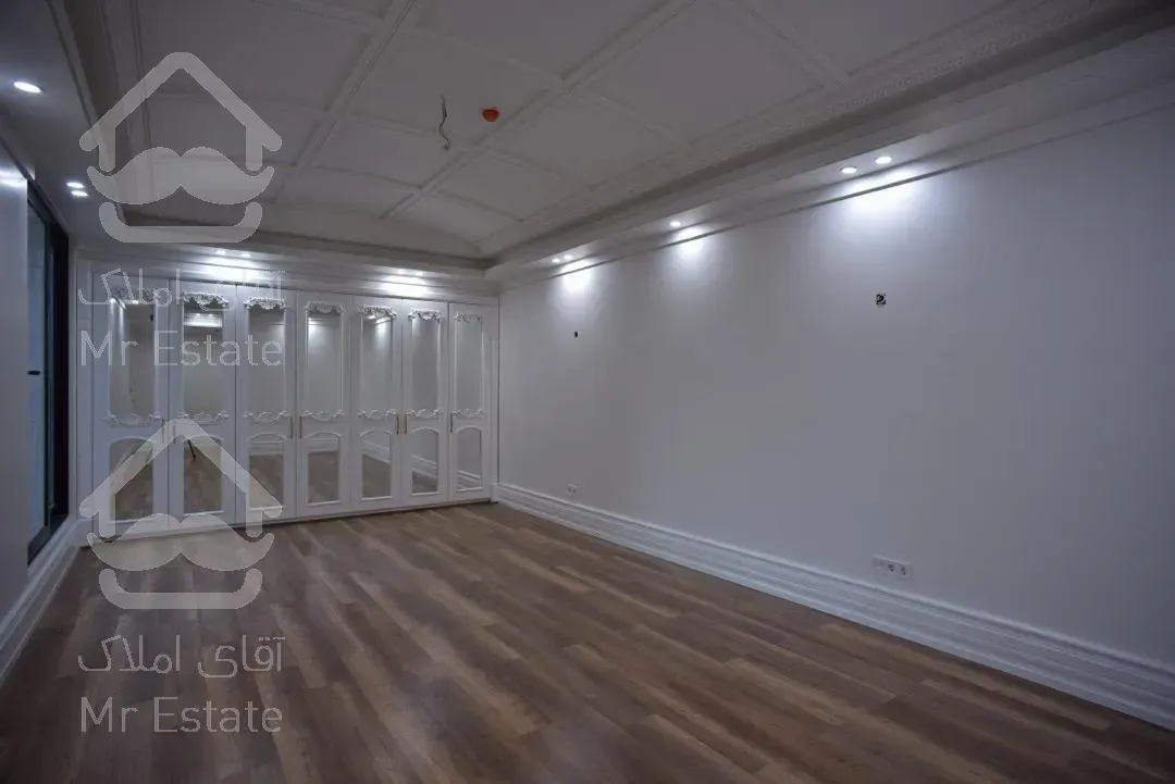 خرید فروش آپارتمان 230 متری نیاوران مرجان