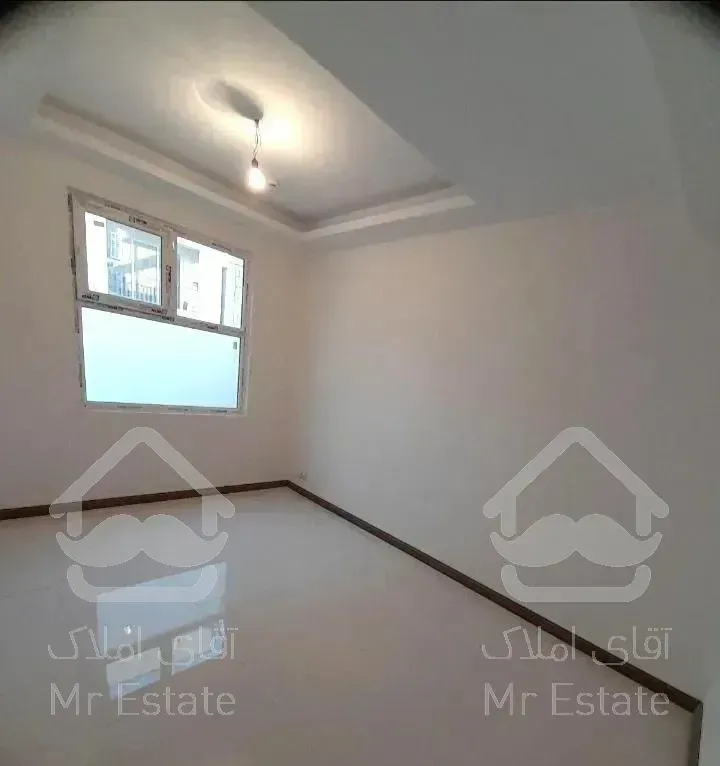 ٨٩ متر / خوش نقشه/ فول بازسازى / کوى بیمه