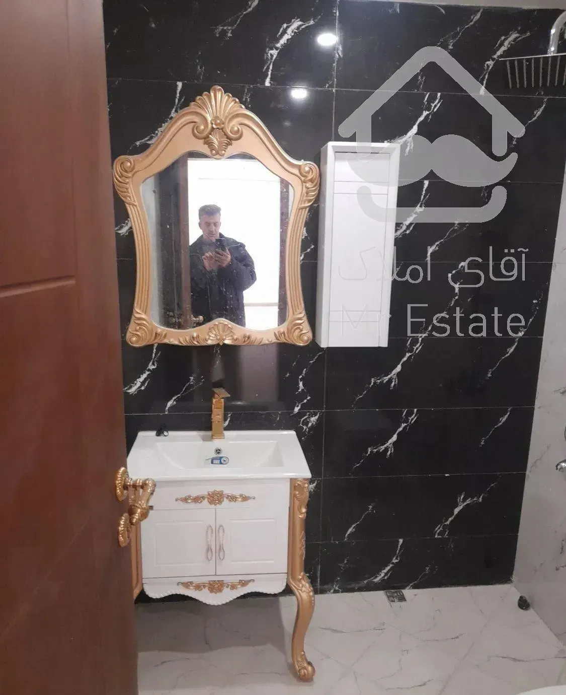 برج رونیکا پلاس 130 متری