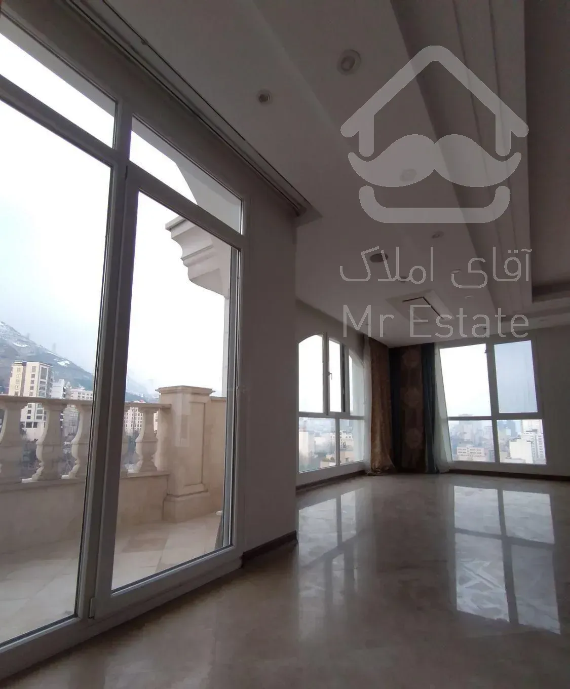 تاپ لوکیشن ۲۵۰ متر / طبقه ۹     ویو ابدی / هتلینگ