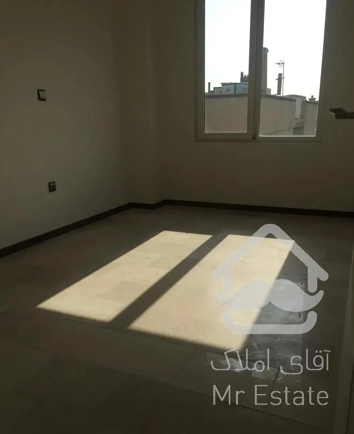 100متر۲خوابه گیشا ۷ساله