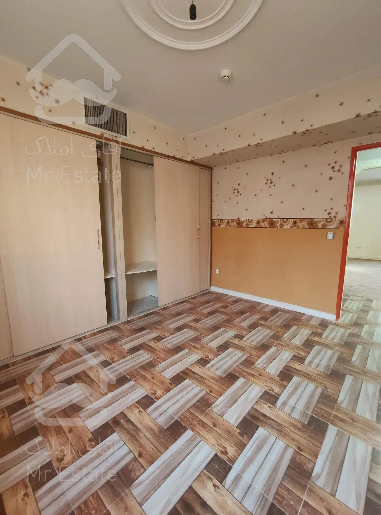 ۹۵متر ۲خواب منطقه۲۲تهران