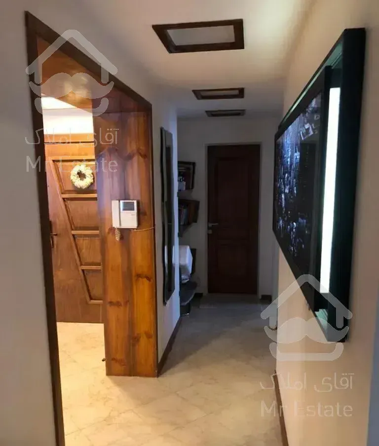 ۱۲۲ متر ۳ خواب نوبنباد طبقه پنجم رهن کامل