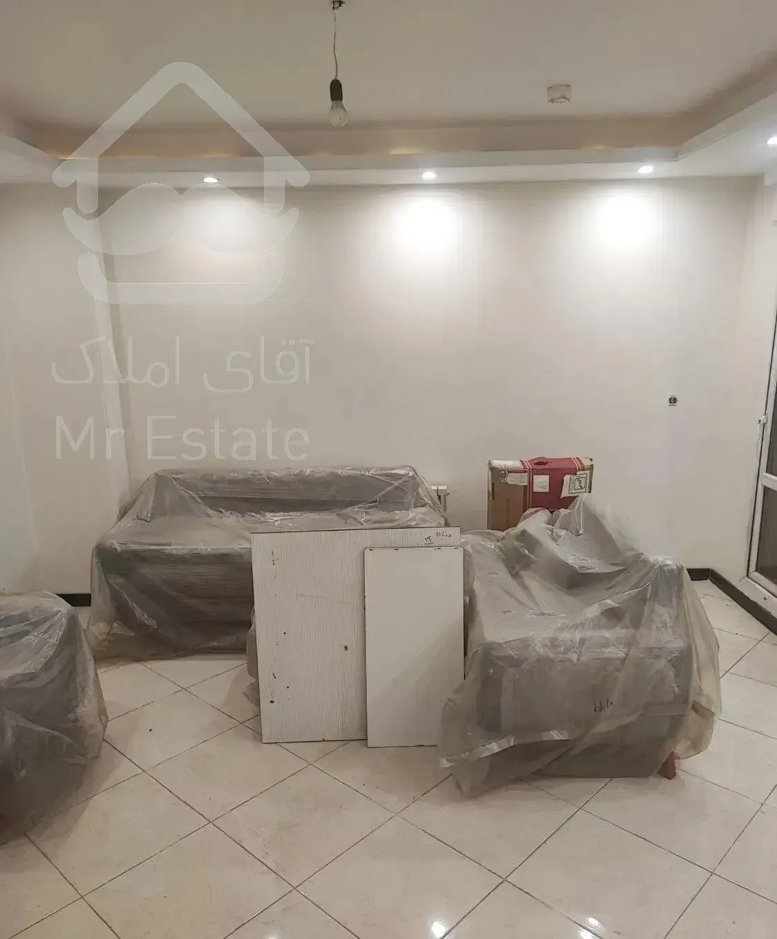 آپارتمان/54/متری /خیابان حیدری/تخلیه