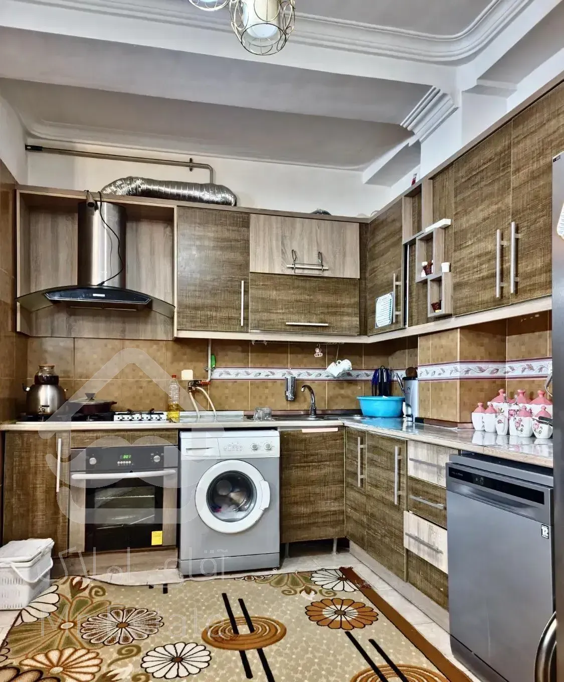 واحد ۸۷ متر، تمیز، خ ساری