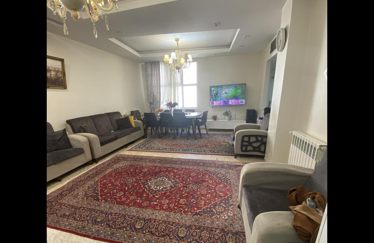 ۸۳ متر بر بلوار کمالی شرقی