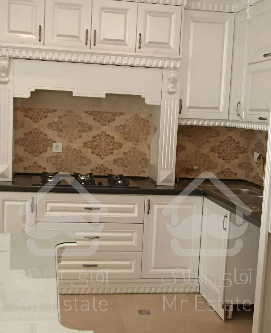 شمال اندرزگو/ ۱۱۰ متر ۲ خواب / فول امکانات