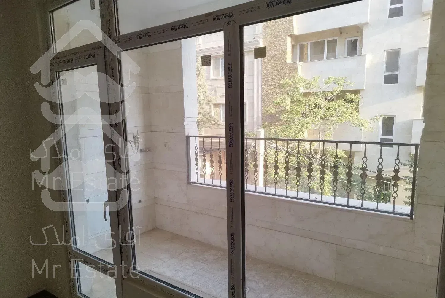 مهرشهرفاز۴متراژ۱۳۲مترنوسازکلیداول سنددارفروشی