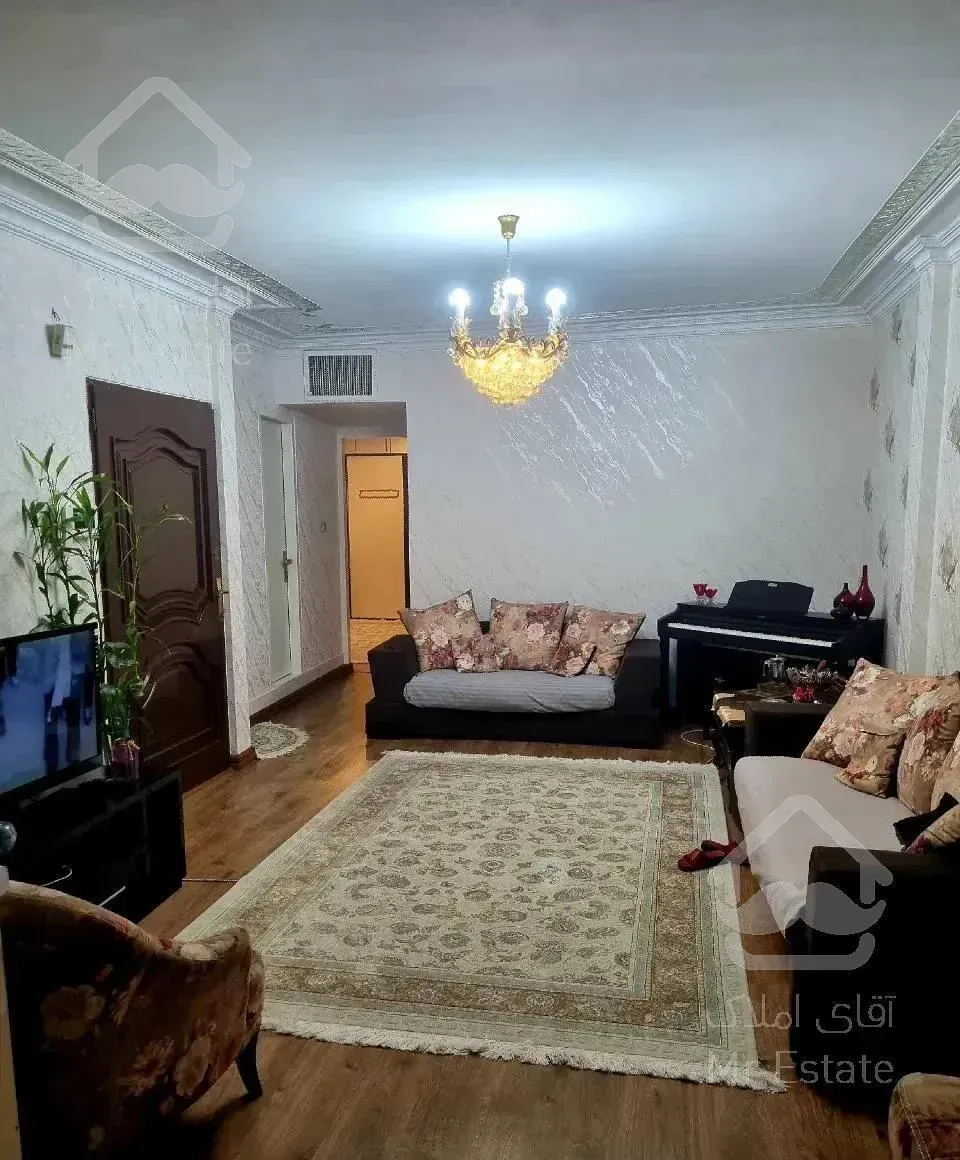 شمال فاطمی ، ۷۲متر ، ۲خواب ، ۲۰ ساله ،  فرعی