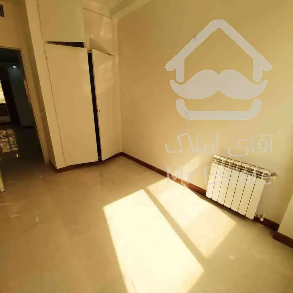 ۶۸متر،۲خواب،در پونک