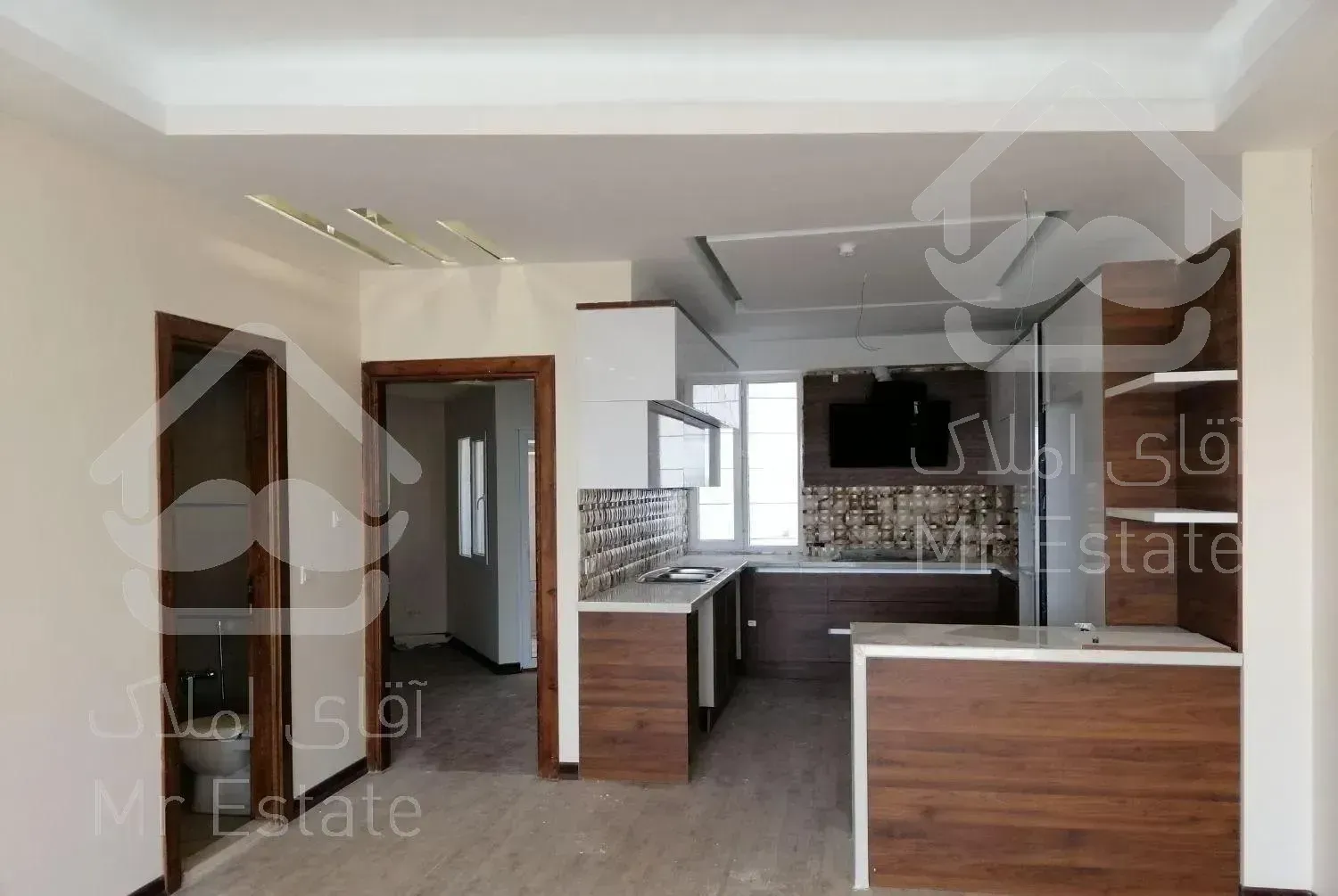 ده ونک 112 متر تک واحدی با چشم انداز ابدی