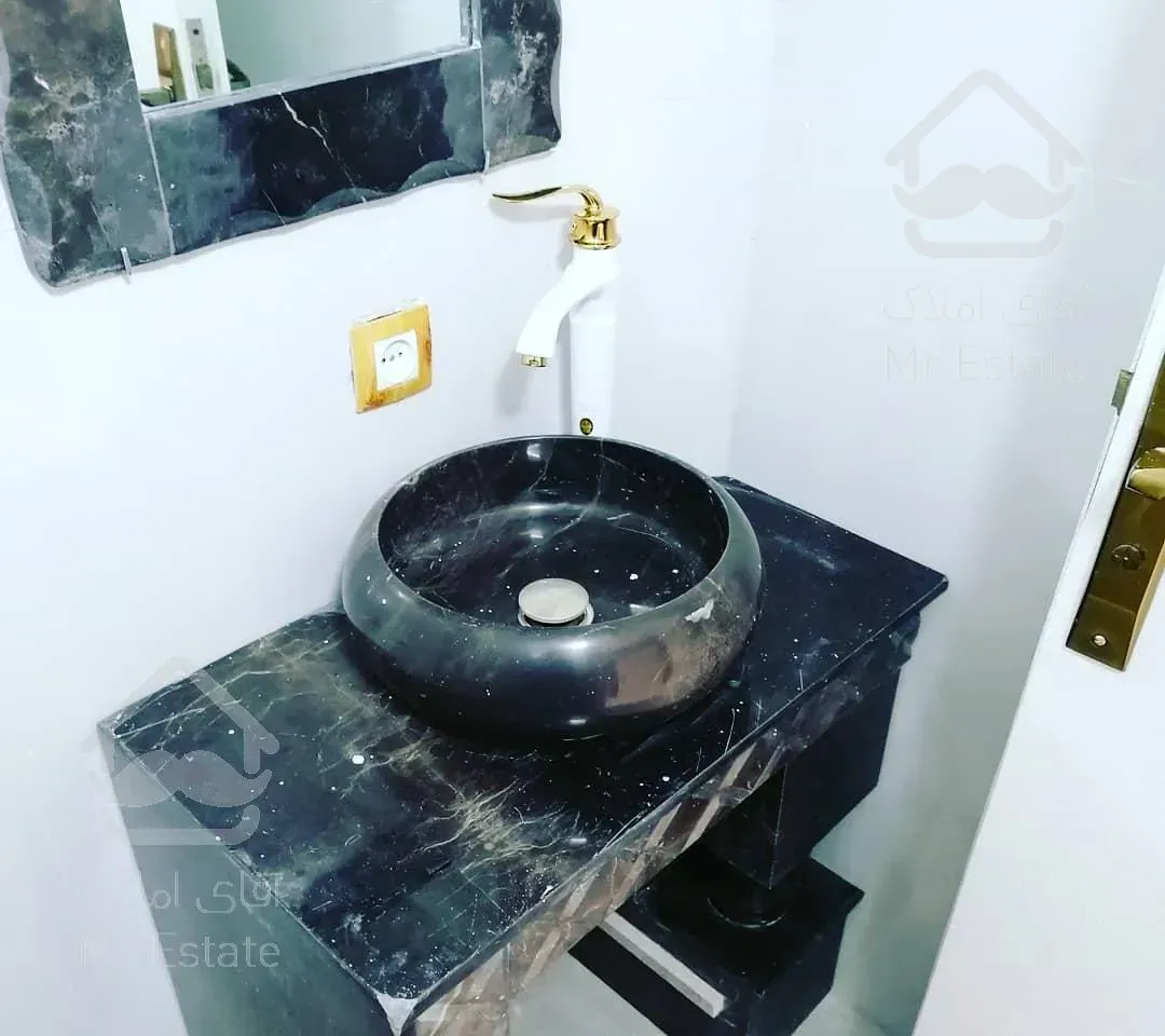 آپارتمان ، ۸۳متری ، دو خوابه