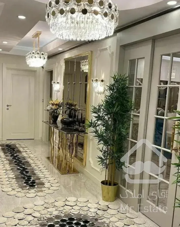 ۱۸۰متر در دریاچه