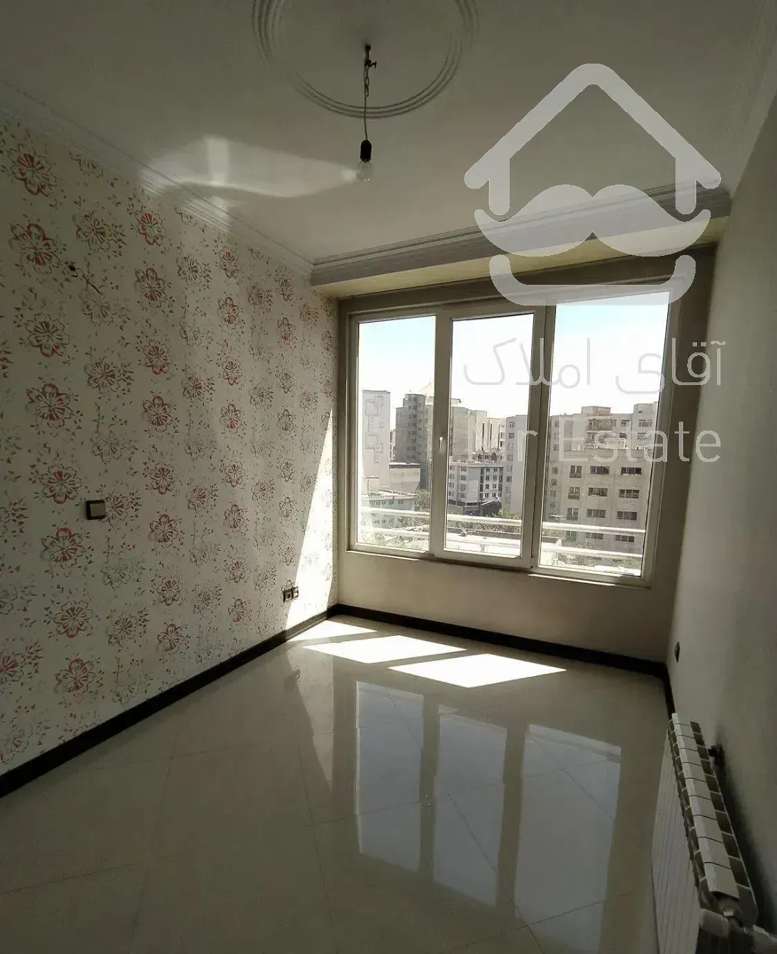 ۱۴۵ متر/ ۳ ساله/ ۲ پارکینگ/ ۲ بر/تاپ لوکیشن توانیر