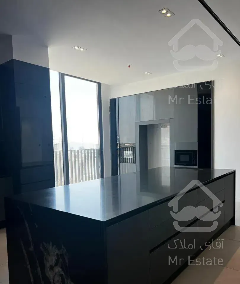 شیخ بهای شمالی ۱۷۲متری